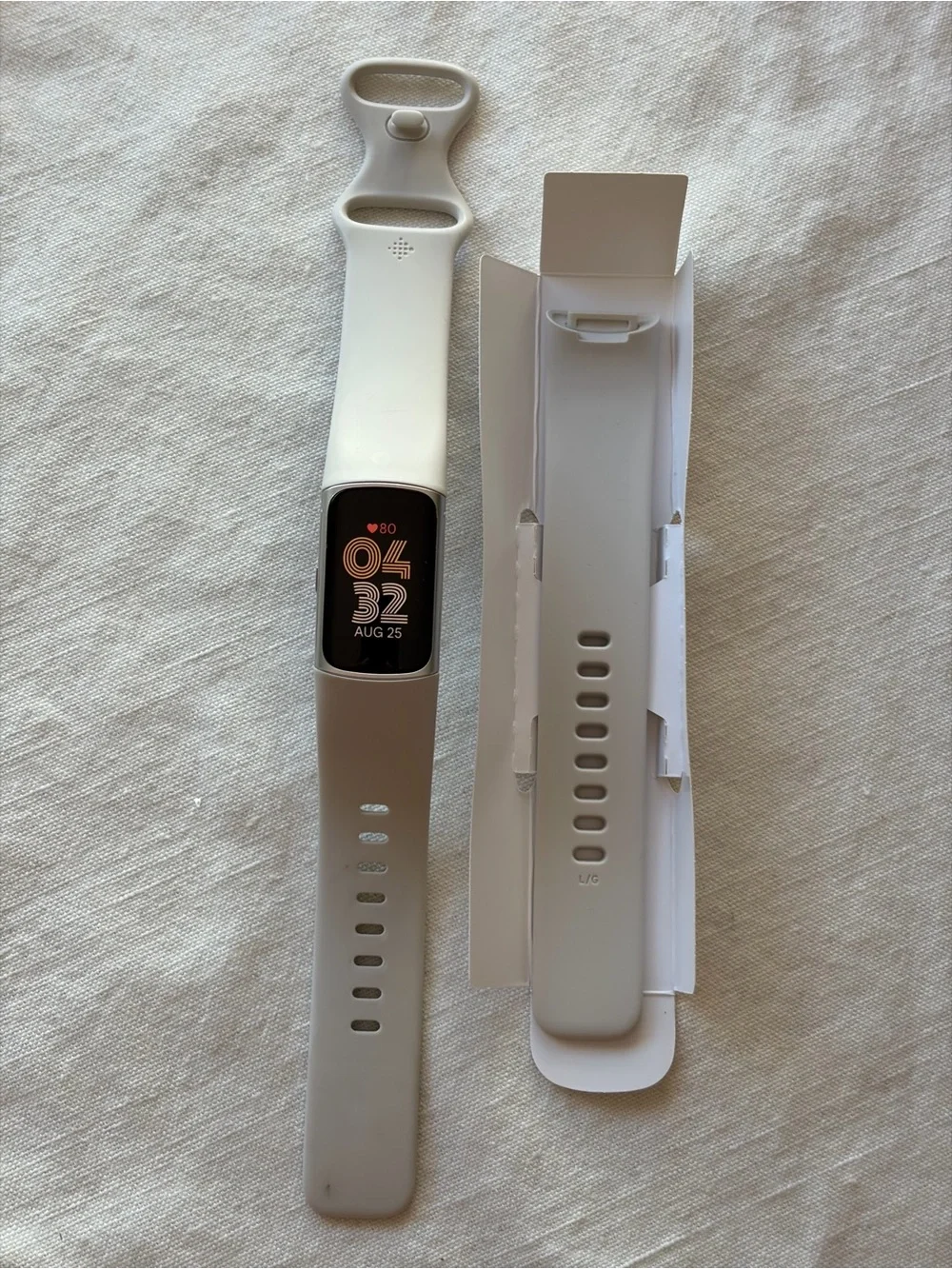 Fitbit Charge 6 Porcelain